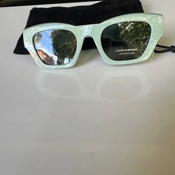 New Lucky Brand Light Green Sunglasses